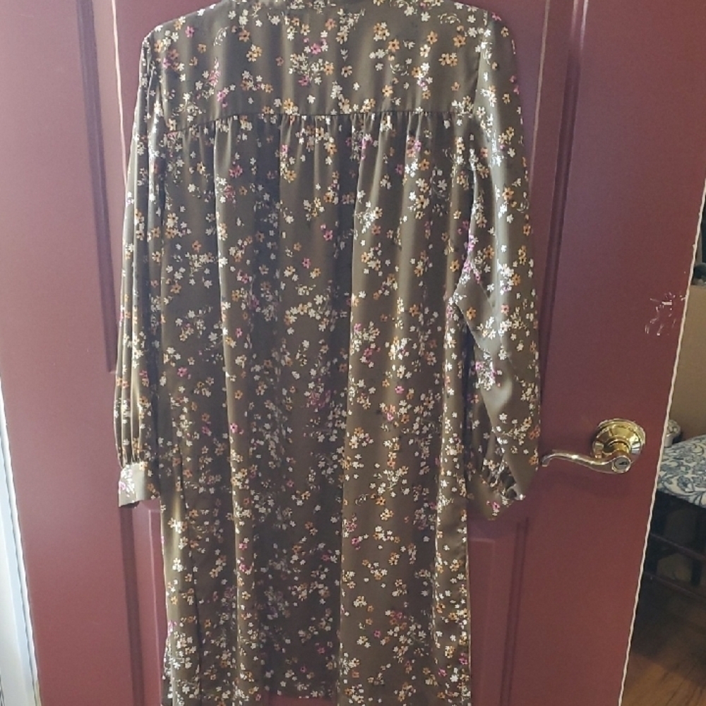 Saltwater Luxe Floral brownish olive  Women's duster - Picture 6 of 9